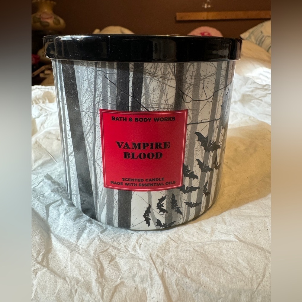 Bath & Body Works Vampire Blood 3 Wick Candle (2020)